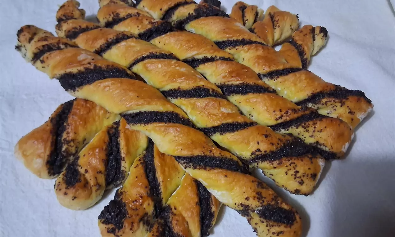 Makovec palčke